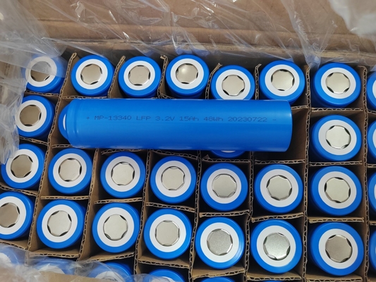 33140 15Ah LFP Li Ion Battery 3.2 V Lithium Rechargeable Battery